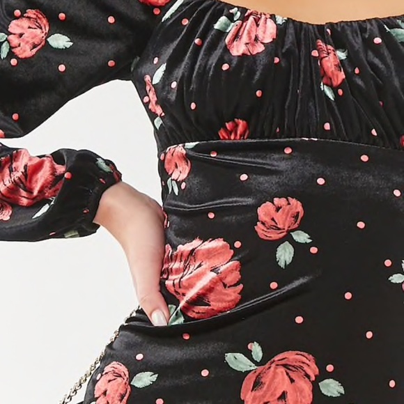 NWT Floral velvet long sleeve mini dress - Picture 5 of 5